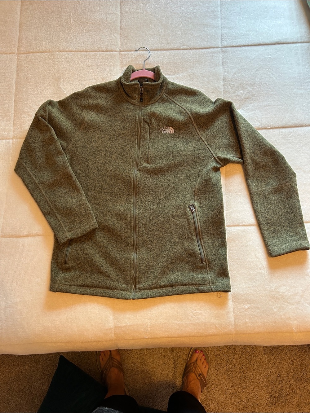 The North Face Olive Green Full-Zip Men’s Fleece Jacket